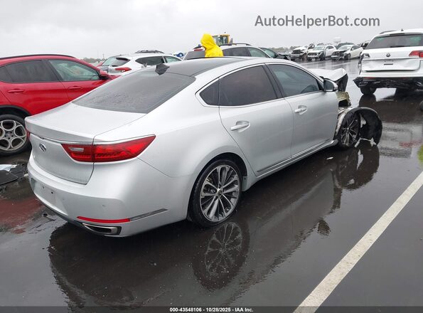 KNALC4J13J5098896 2018 KIA CADENZA Silver Rear right