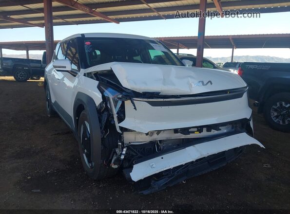 KNDAB5S10R6019837 2024 KIA EV9 White Вид спереду
