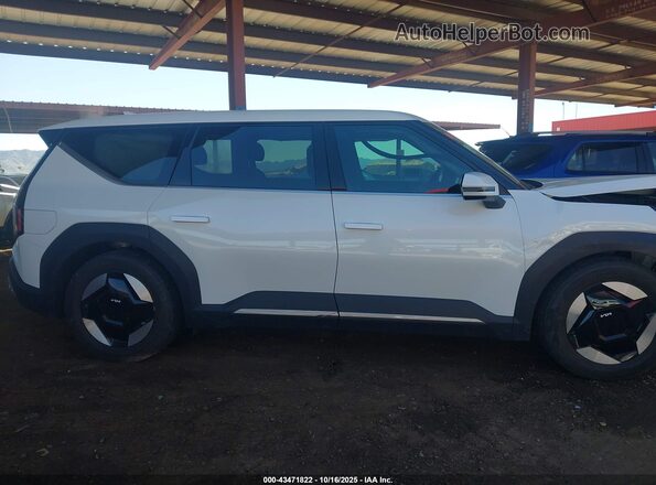 KNDAB5S10R6019837 2024 KIA EV9 White Панорамний вид салону 360°