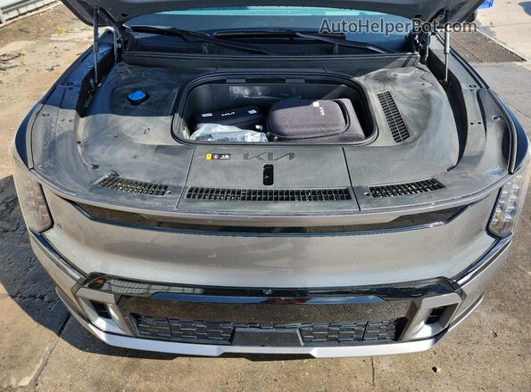 KNDAEFS57R6030561 2024 KIA EV9 Gray ძრავის განყოფილების ხედი