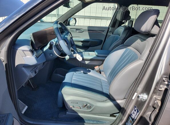 KNDAEFS57R6030561 2024 KIA EV9 Gray წინა სალონის ხედი