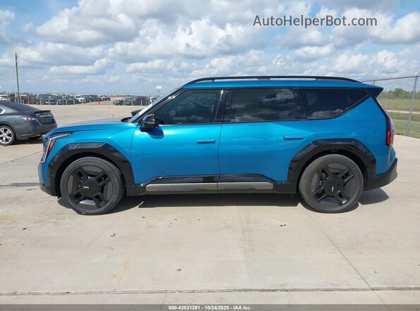 KNDAEFS58R6024767 2024 KIA EV9 Бирюзовый Панорамный вид салона 360°