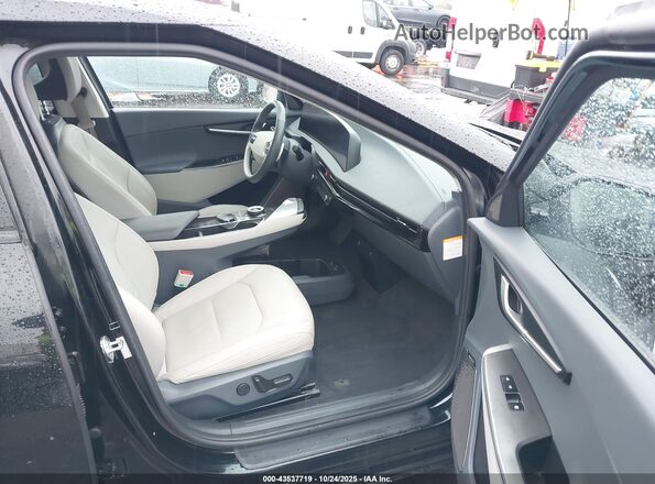 KNDC3DLC3N5048233 2022 KIA EV6 Black 
