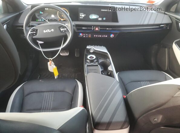 KNDC4DLC4N5082890 2022 KIA EV6 Blue Առջևի վահանակի տեսք