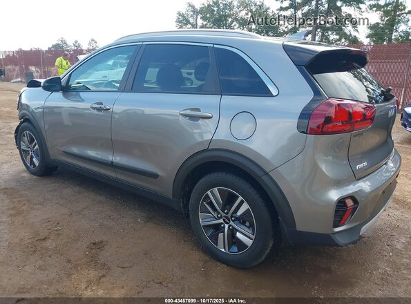 KNDCB3LC3N5502946 2022 KIA NIRO Silver 