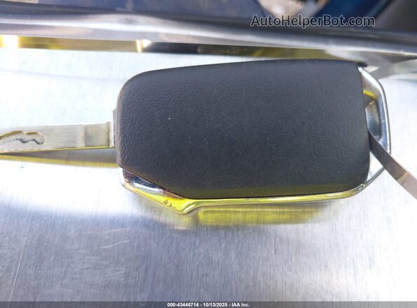 KNDCB3LC9L5359675 2020 KIA NIRO Синий Вид панели приборов