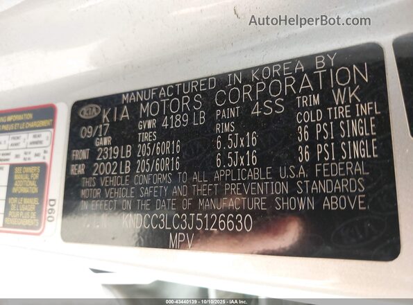 KNDCC3LC3J5126630 2018 KIA NIRO Silver Vista del compartimento del motor