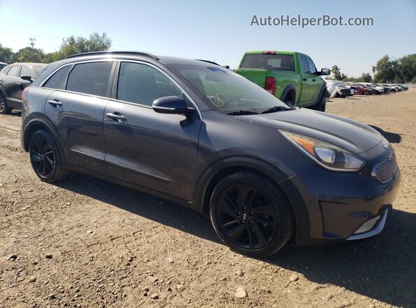 KNDCC3LC6J5150145 2018 KIA NIRO Gray 