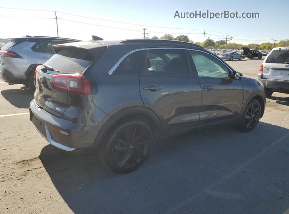 KNDCC3LC6J5150145 2018 KIA NIRO Gray 