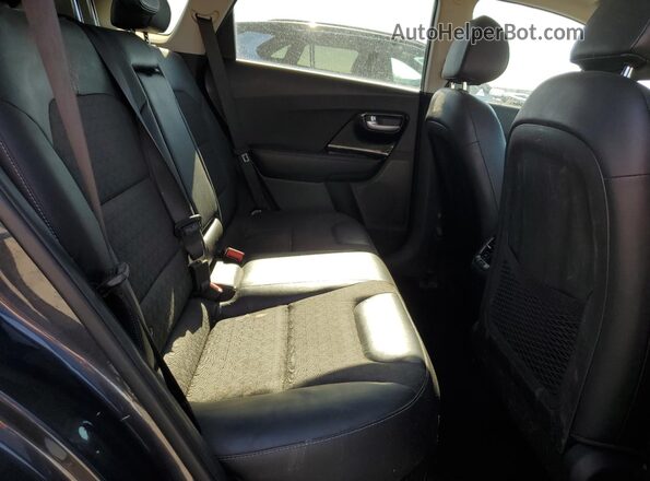 KNDCC3LC6J5150145 2018 KIA NIRO Gray 