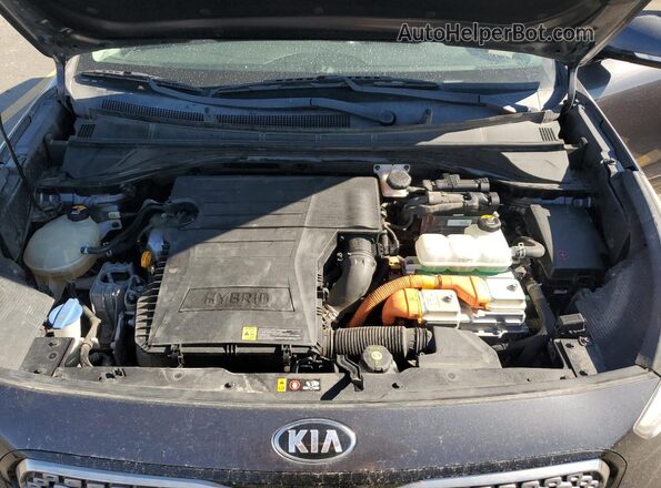 KNDCC3LC6J5150145 2018 KIA NIRO Gray 