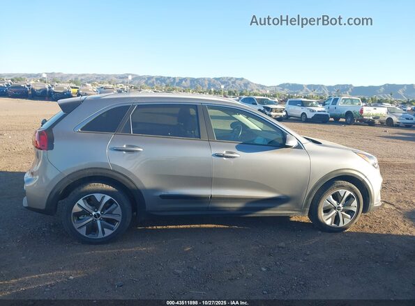 KNDCC3LG3N5133716 2022 KIA NIRO EV Серый Вид задней части салона