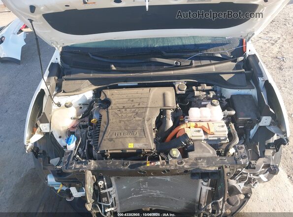KNDCE3LC8L5439170 2020 KIA NIRO White Widok z tyłu