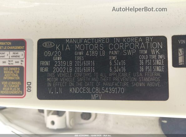KNDCE3LC8L5439170 2020 KIA NIRO White Widok komory silnika