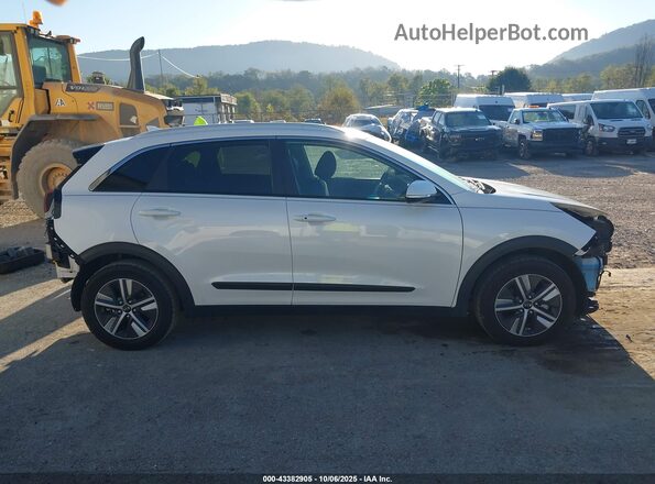 KNDCE3LC8L5439170 2020 KIA NIRO White Widok wnętrza 360 stopni