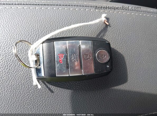 KNDCE3LC9K5224993 2019 KIA NIRO White Widok deski rozdzielczej