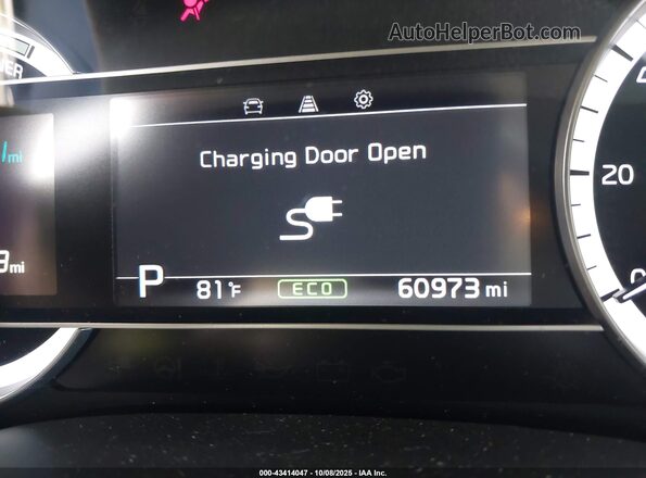 KNDCM3LD9K5235603 2019 KIA NIRO PLUG-IN HYBRID Black 