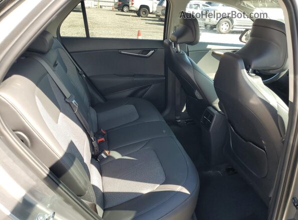 KNDCR3L17S5134776 2025 KIA NIRO Silver 