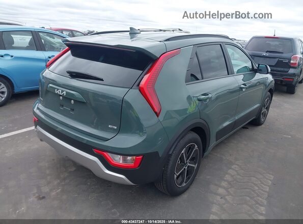 KNDCR3LE0S5293755 2025 KIA NIRO Green Trasero derecho