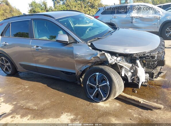 KNDCS3LF6R5142877 2024 KIA NIRO PLUG-IN HYBRID Silver 