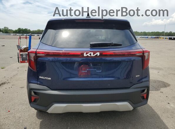 KNDEPCAA2S7738385 2025 KIA SELTOS Blue Вид ззаду