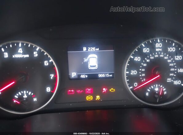 KNDEPCAA5N7318429 2022 KIA SELTOS Silver Widok tylnych siedzeń