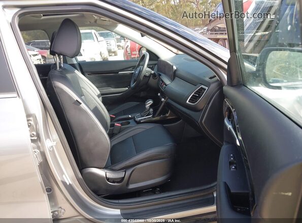 KNDERCAA2R7546579 2024 KIA SELTOS Silver წინა სალონის ხედი