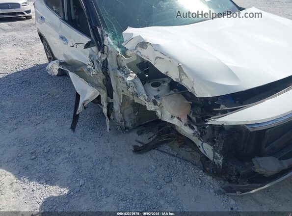 KNDETCA23P7387577 2023 KIA SELTOS White Widok z przodu
