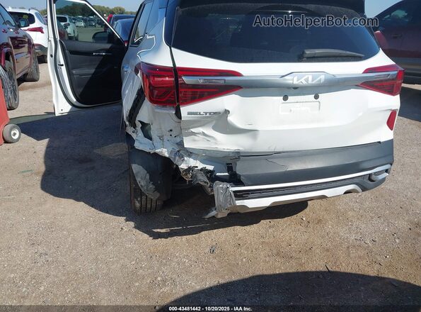 KNDETCA23P7456462 2023 KIA SELTOS White Widok z przodu