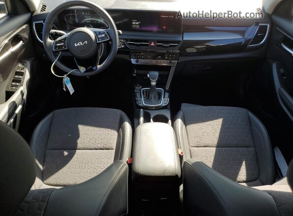 KNDEU2AA0S7686239 2025 KIA SELTOS Teal Առջևի վահանակի տեսք