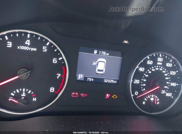 KNDEU2AA1M7196685 2021 KIA SELTOS Белый Панорамный вид салона 360°