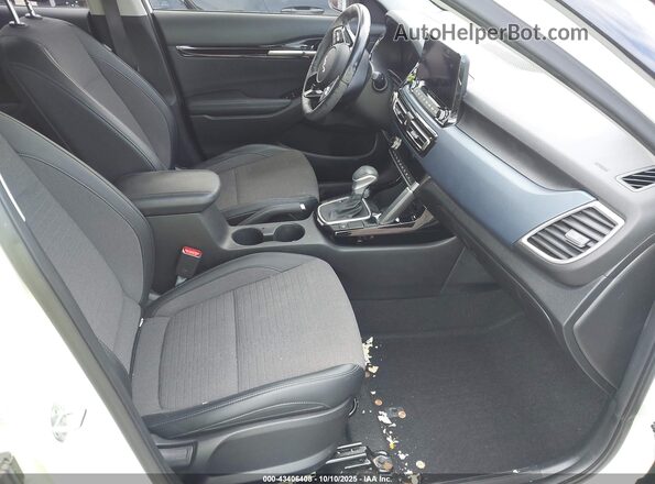 KNDEU2AA5P7399535 2023 KIA SELTOS Белый Вид салона спереди
