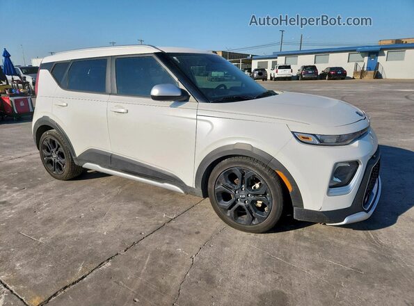 KNDJ23AU7L7018170 2020 KIA SOUL White Delantero derecho