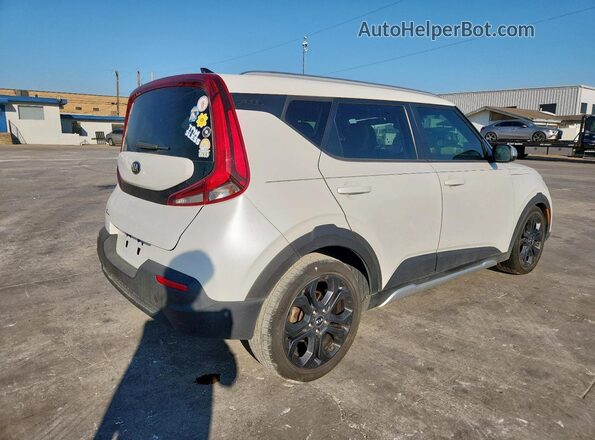 KNDJ23AU7L7018170 2020 KIA SOUL White Trasero derecho