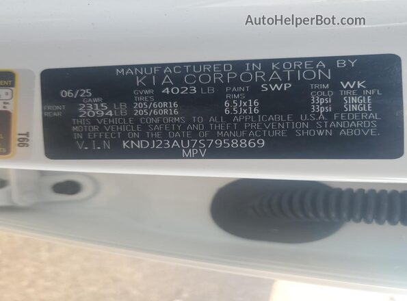 KNDJ23AU7S7958869 2025 KIA SOUL White 