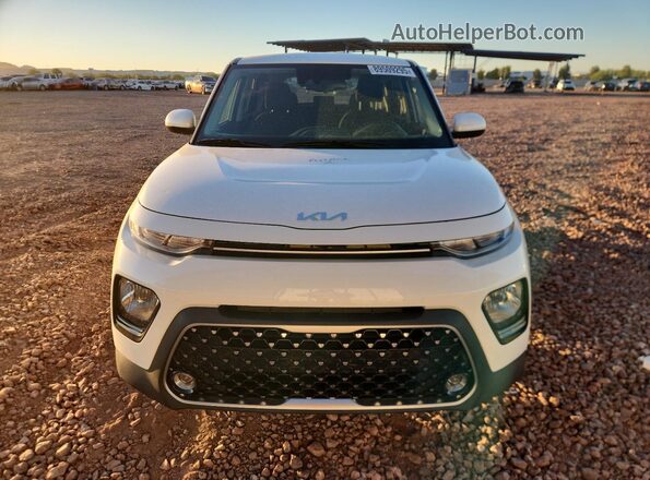KNDJ33AU2N7180420 2022 KIA SOUL White 