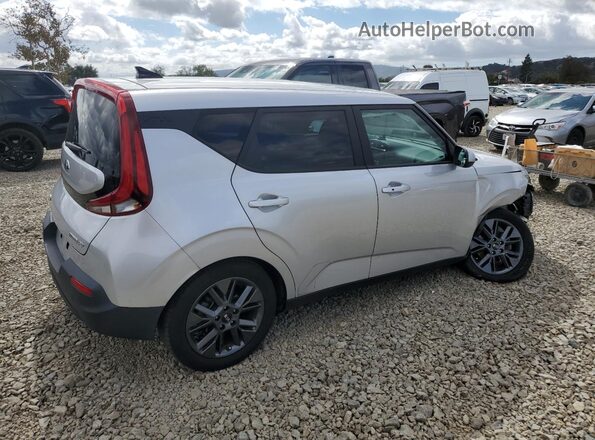 KNDJ33AU5M7762025 2021 KIA SOUL Silver 