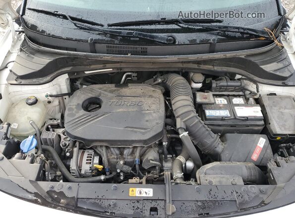 KNDJ53AF2L7700267 2020 KIA SOUL White უკანა სალონის ხედი