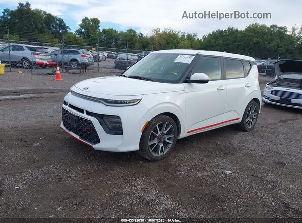 KNDJ53AF8L7011382 2020 KIA SOUL White Передня ліва чверть