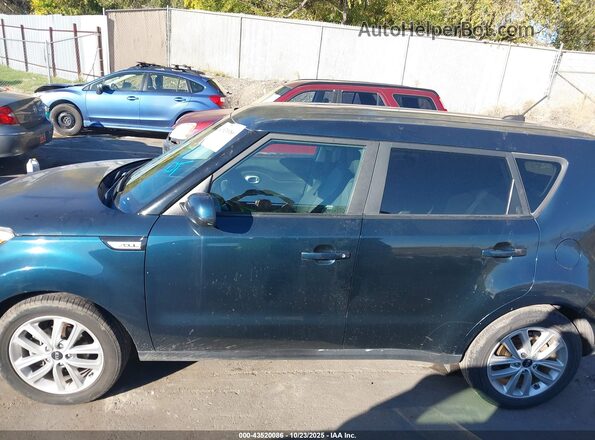 KNDJP3A5XJ7602134 2018 KIA SOUL Green 