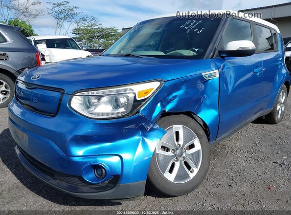 KNDJP3AE0H7019162 2017 KIA SOUL EV Blue Front view