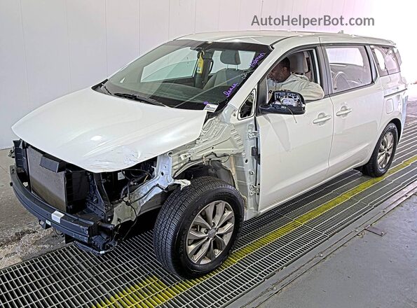 KNDMA5C1XL6659026 2020 KIA SEDONA White 