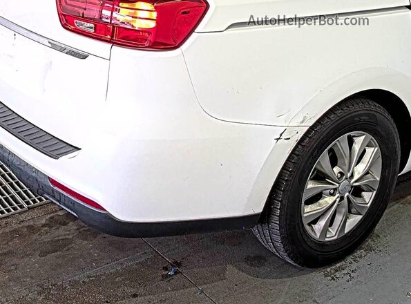 KNDMA5C1XL6659026 2020 KIA SEDONA White 