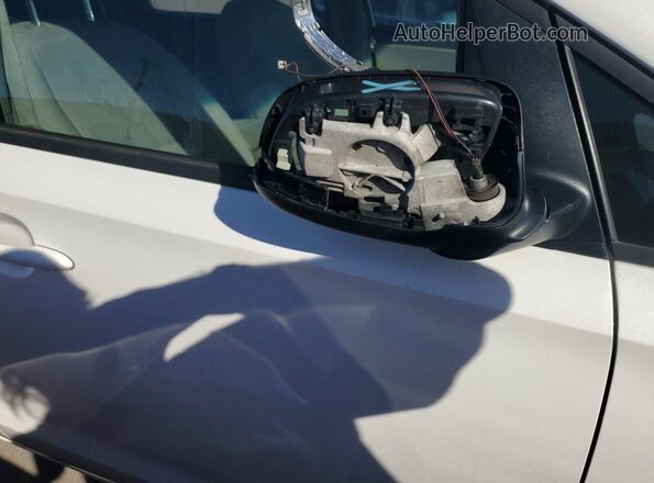 KNDMA5C1XL6659026 2020 KIA SEDONA White 