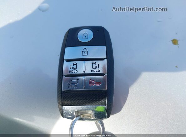 KNDMB5C11K6515943 2019 KIA SEDONA Silver წინა პანელის ხედი