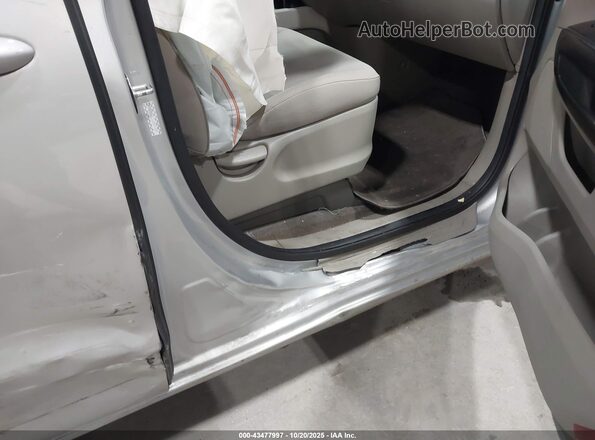 KNDMB5C11L6597769 2020 KIA SEDONA Silver 