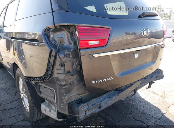 KNDMB5C16K6558920 2019 KIA SEDONA Gray Вид спереду