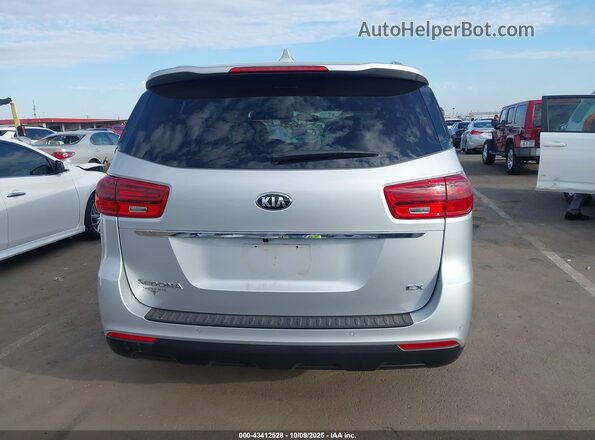 KNDMB5C17K6515929 2019 KIA SEDONA Silver 