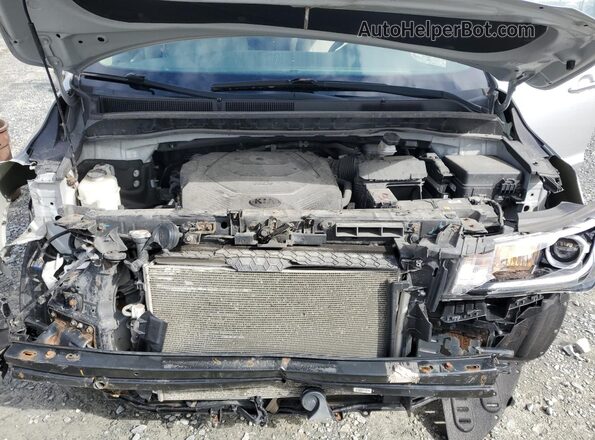 KNDMC5C15L6562004 2020 KIA SEDONA Silver Vista del compartimento del motor
