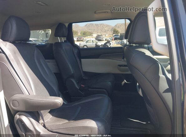 KNDNB4H33R6328481 2024 KIA CARNIVAL MPV Синий Вид наклейки с VIN-кодом
